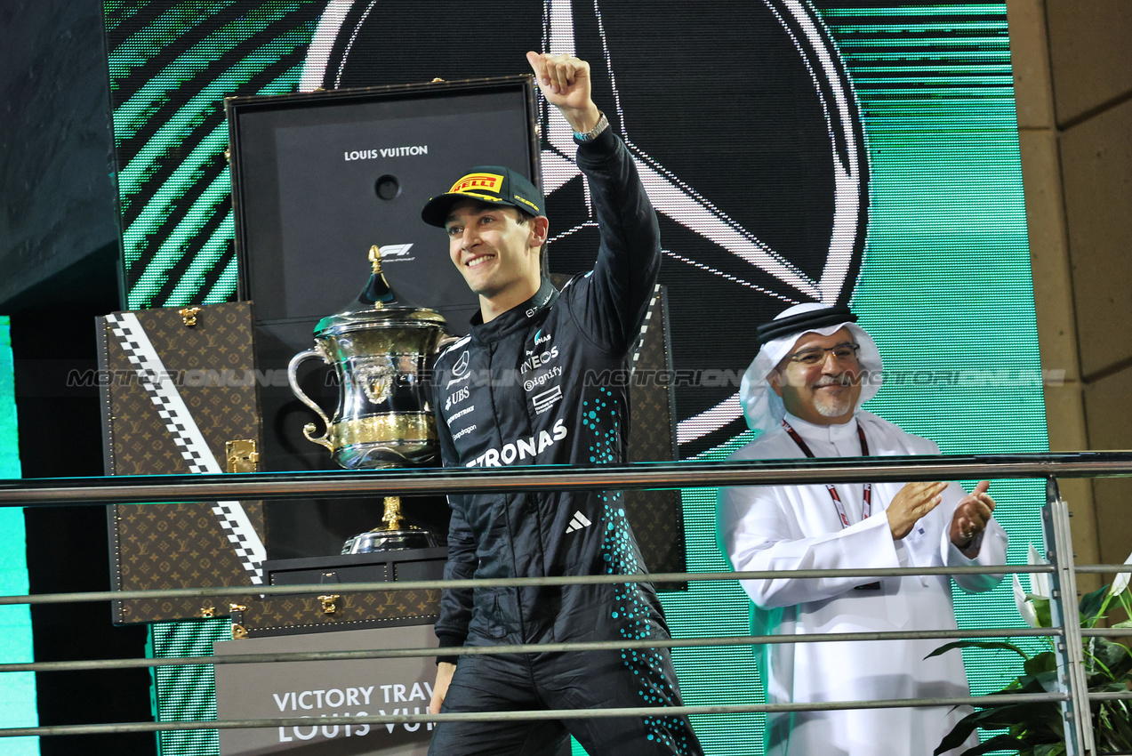 GP BAHRAIN, George Russell (GBR) Mercedes AMG F1 celebrates his second position on the podium.

13.04.2025. Formula 1 World Championship, Rd 4, Bahrain Grand Prix, Sakhir, Bahrain, Gara Day.

- www.xpbimages.com, EMail: requests@xpbimages.com © Copyright: Bearne / XPB Images