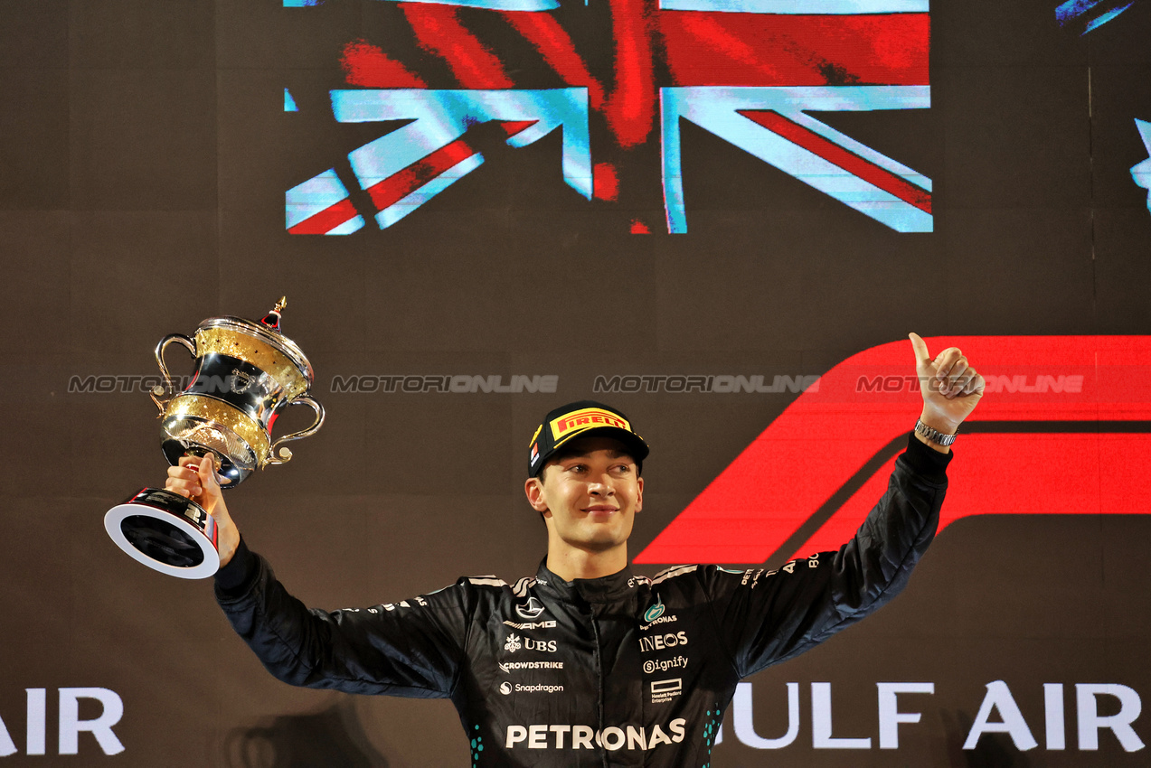 GP BAHRAIN, George Russell (GBR) Mercedes AMG F1 celebrates his second position on the podium.

13.04.2025. Formula 1 World Championship, Rd 4, Bahrain Grand Prix, Sakhir, Bahrain, Gara Day.

- www.xpbimages.com, EMail: requests@xpbimages.com © Copyright: Bearne / XPB Images