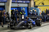 GP BAHRAIN, Carlos Sainz (ESP) Atlassian Williams Racing FW46 makes a pit stop.

13.04.2025. Formula 1 World Championship, Rd 4, Bahrain Grand Prix, Sakhir, Bahrain, Gara Day.

- www.xpbimages.com, EMail: requests@xpbimages.com © Copyright: Bearne / XPB Images