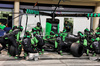 GP BAHRAIN, Gabriel Bortoleto (BRA) Sauber C45 makes a pit stop.

13.04.2025. Formula 1 World Championship, Rd 4, Bahrain Grand Prix, Sakhir, Bahrain, Gara Day.

- www.xpbimages.com, EMail: requests@xpbimages.com © Copyright: Bearne / XPB Images