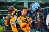 GP BAHRAIN, (L to R): Gara winner Oscar Piastri (AUS) McLaren with third placed Lando Norris (GBR) McLaren e second placed George Russell (GBR) Mercedes AMG F1 in parc ferme.

13.04.2025. Formula 1 World Championship, Rd 4, Bahrain Grand Prix, Sakhir, Bahrain, Gara Day.

- www.xpbimages.com, EMail: requests@xpbimages.com © Copyright: Batchelor / XPB Images