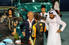 GP BAHRAIN, (L to R): Luca di Montezemolo (ITA) with Lando Norris (GBR) McLaren e Mohammed Bin Sulayem (UAE) FIA President in parc ferme.

13.04.2025. Formula 1 World Championship, Rd 4, Bahrain Grand Prix, Sakhir, Bahrain, Gara Day.

- www.xpbimages.com, EMail: requests@xpbimages.com © Copyright: Bearne / XPB Images