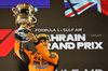 GP BAHRAIN, Gara winner Oscar Piastri (AUS) McLaren celebrates on the podium.

13.04.2025. Formula 1 World Championship, Rd 4, Bahrain Grand Prix, Sakhir, Bahrain, Gara Day.

- www.xpbimages.com, EMail: requests@xpbimages.com © Copyright: Bearne / XPB Images