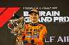 GP BAHRAIN, Gara winner Oscar Piastri (AUS) McLaren celebrates on the podium.

13.04.2025. Formula 1 World Championship, Rd 4, Bahrain Grand Prix, Sakhir, Bahrain, Gara Day.

- www.xpbimages.com, EMail: requests@xpbimages.com © Copyright: Bearne / XPB Images