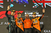 GP BAHRAIN, The podium (L to R): George Russell (GBR) Mercedes AMG F1, second; Oscar Piastri (AUS) McLaren, vincitore; Andrea Stella (ITA) McLaren Team Principal; Lando Norris (GBR) McLaren, third.

13.04.2025. Formula 1 World Championship, Rd 4, Bahrain Grand Prix, Sakhir, Bahrain, Gara Day.

- www.xpbimages.com, EMail: requests@xpbimages.com © Copyright: Bearne / XPB Images