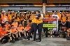 GP BAHRAIN, Zak Brown (USA) McLaren Executive Director e Andrea Stella (ITA) McLaren Team Principal celebrate a 1-3 finish with the team.

13.04.2025. Formula 1 World Championship, Rd 4, Bahrain Grand Prix, Sakhir, Bahrain, Gara Day.

- www.xpbimages.com, EMail: requests@xpbimages.com © Copyright: Moy / XPB Images