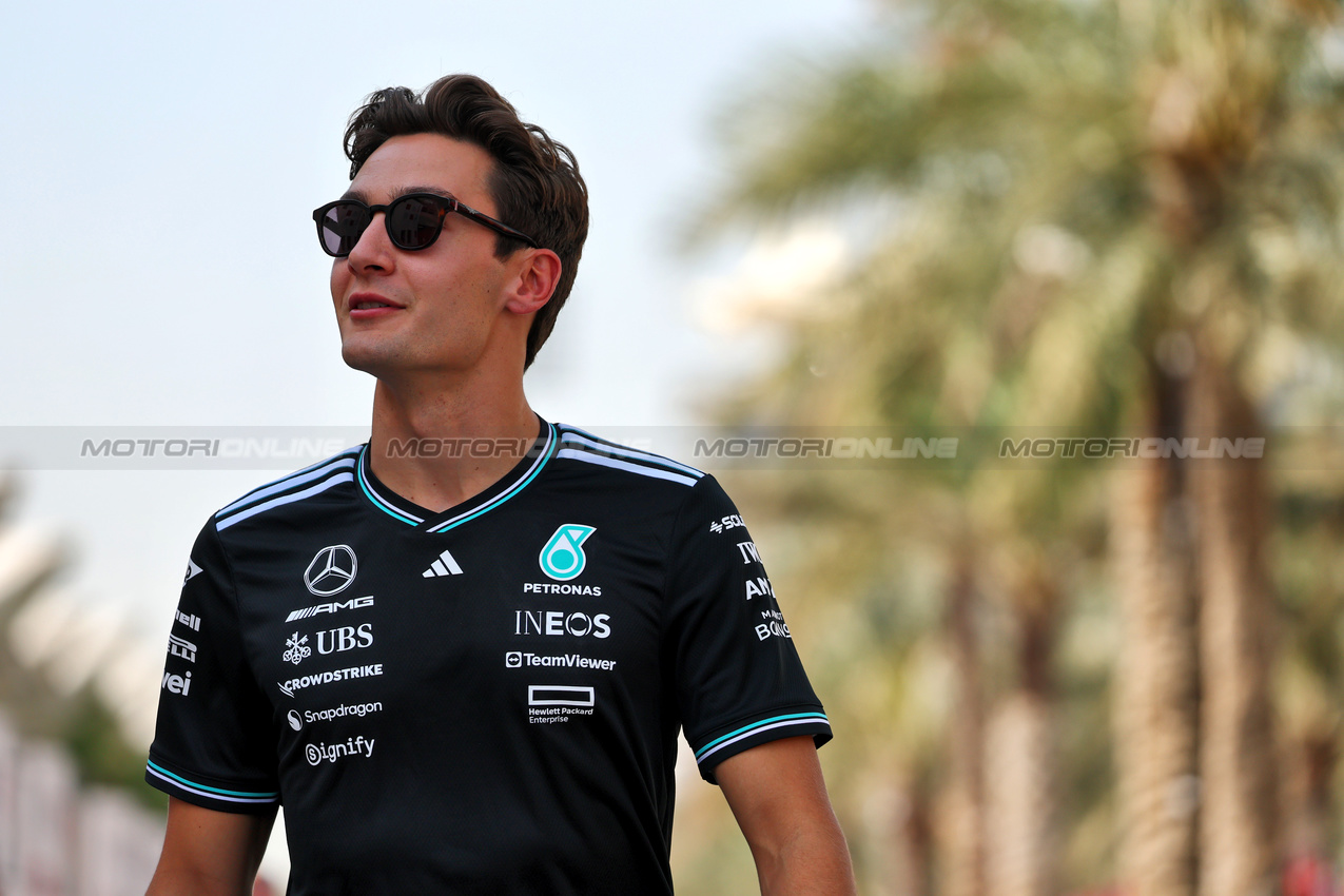 GP BAHRAIN, George Russell (GBR) Mercedes AMG F1.

10.04.2025. Formula 1 World Championship, Rd 4, Bahrain Grand Prix, Sakhir, Bahrain, Preparation Day.

- www.xpbimages.com, EMail: requests@xpbimages.com © Copyright: Batchelor / XPB Images