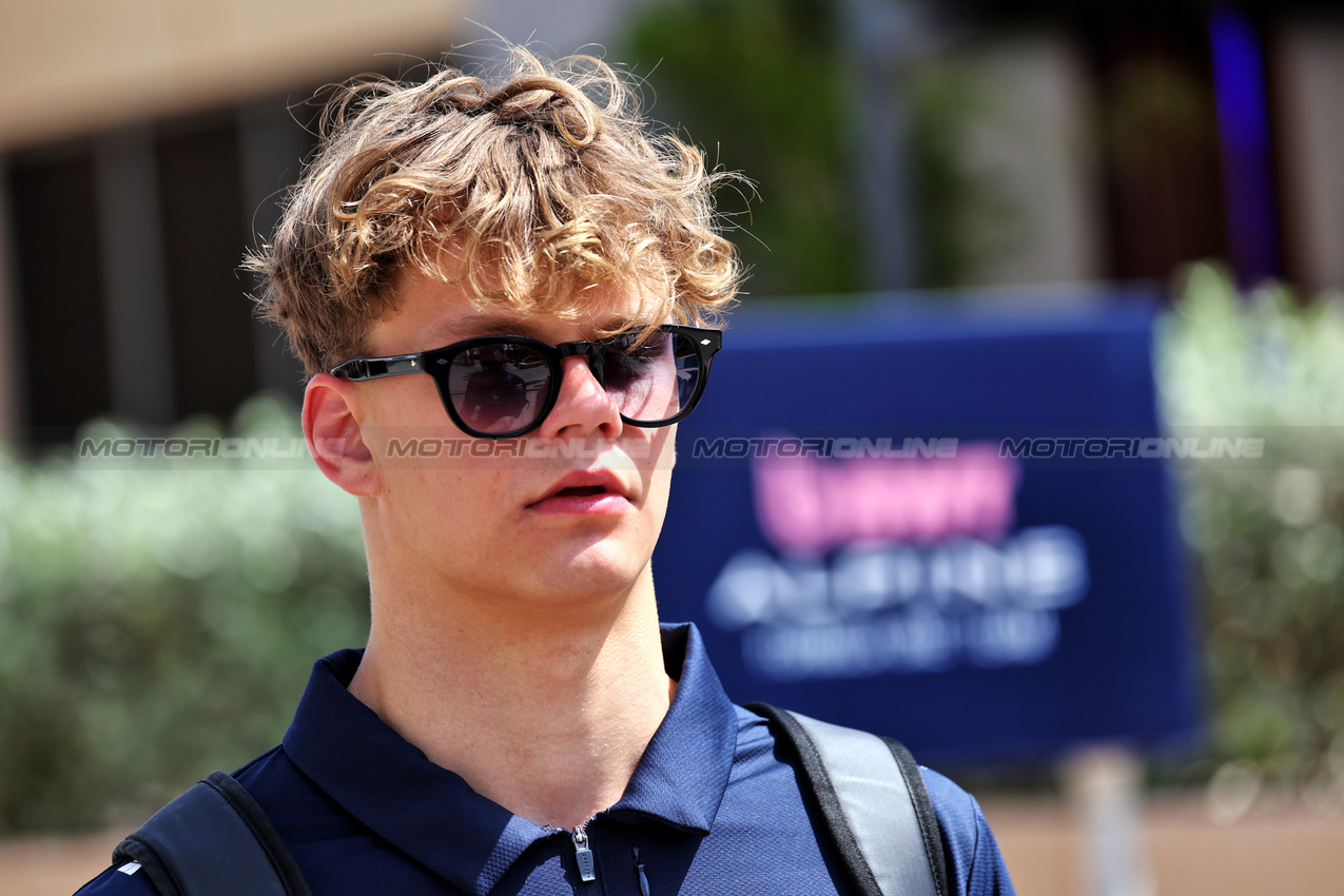GP BAHRAIN, Paul Aron (EST) Alpine F1 Team Reserve Driver.

10.04.2025. Formula 1 World Championship, Rd 4, Bahrain Grand Prix, Sakhir, Bahrain, Preparation Day.

- www.xpbimages.com, EMail: requests@xpbimages.com © Copyright: Moy / XPB Images