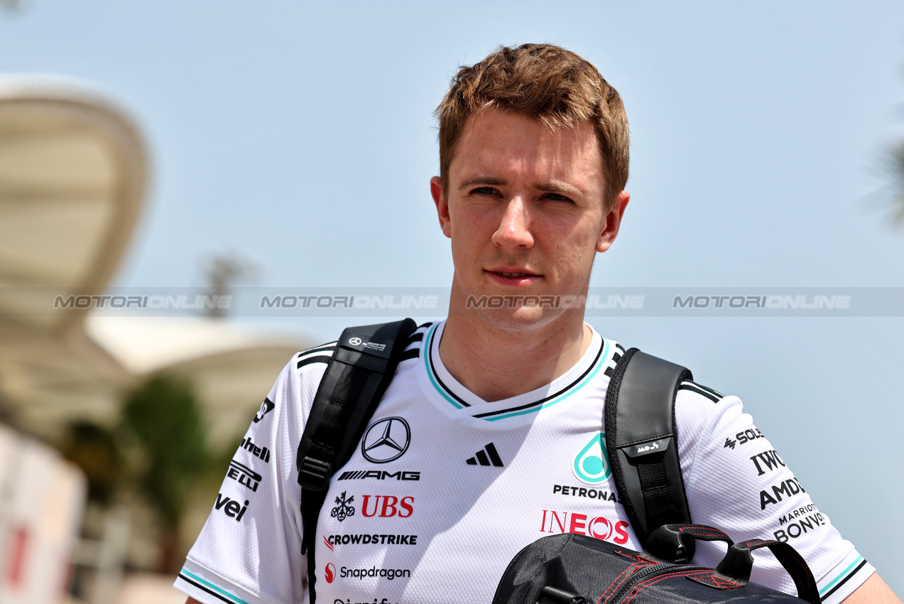 GP BAHRAIN, Frederik Vesti (DEN) Mercedes AMG F1 Reserve Driver.

10.04.2025. Formula 1 World Championship, Rd 4, Bahrain Grand Prix, Sakhir, Bahrain, Preparation Day.

- www.xpbimages.com, EMail: requests@xpbimages.com © Copyright: Moy / XPB Images