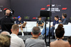GP BAHRAIN, (L to R): Carlos Sainz (ESP) Atlassian Williams Racing; Andrea Kimi Antonelli (ITA) Mercedes AMG F1; e Jack Doohan (AUS) Alpine F1 Team, in the FIA Press Conference.

10.04.2025. Formula 1 World Championship, Rd 4, Bahrain Grand Prix, Sakhir, Bahrain, Preparation Day.

- www.xpbimages.com, EMail: requests@xpbimages.com © Copyright: Bearne / XPB Images