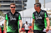 GP BAHRAIN, Nico Hulkenberg (GER) Sauber (Left).

10.04.2025. Formula 1 World Championship, Rd 4, Bahrain Grand Prix, Sakhir, Bahrain, Preparation Day.

- www.xpbimages.com, EMail: requests@xpbimages.com © Copyright: Batchelor / XPB Images