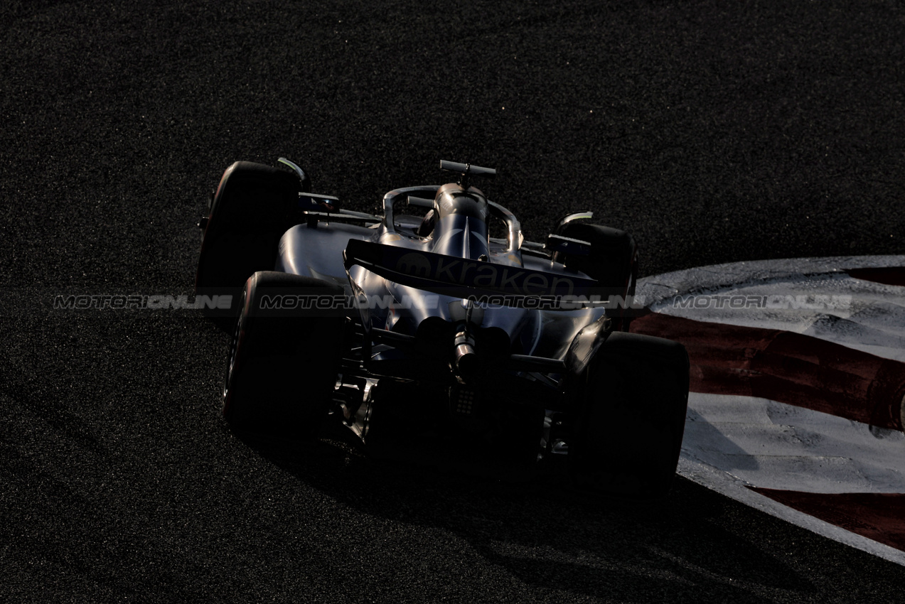 GP BAHRAIN, Alexander Albon (THA) Atlassian Williams Racing FW47.

12.04.2025. Formula 1 World Championship, Rd 4, Bahrain Grand Prix, Sakhir, Bahrain, Qualifiche Day.

- www.xpbimages.com, EMail: requests@xpbimages.com © Copyright: Charniaux / XPB Images