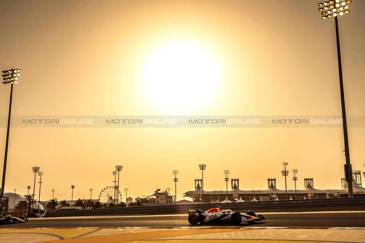 GP BAHRAIN, Liam Lawson (NZL) Racing Bulls VCARB 02.

12.04.2025. Formula 1 World Championship, Rd 4, Bahrain Grand Prix, Sakhir, Bahrain, Qualifiche Day.

- www.xpbimages.com, EMail: requests@xpbimages.com © Copyright: Bearne / XPB Images