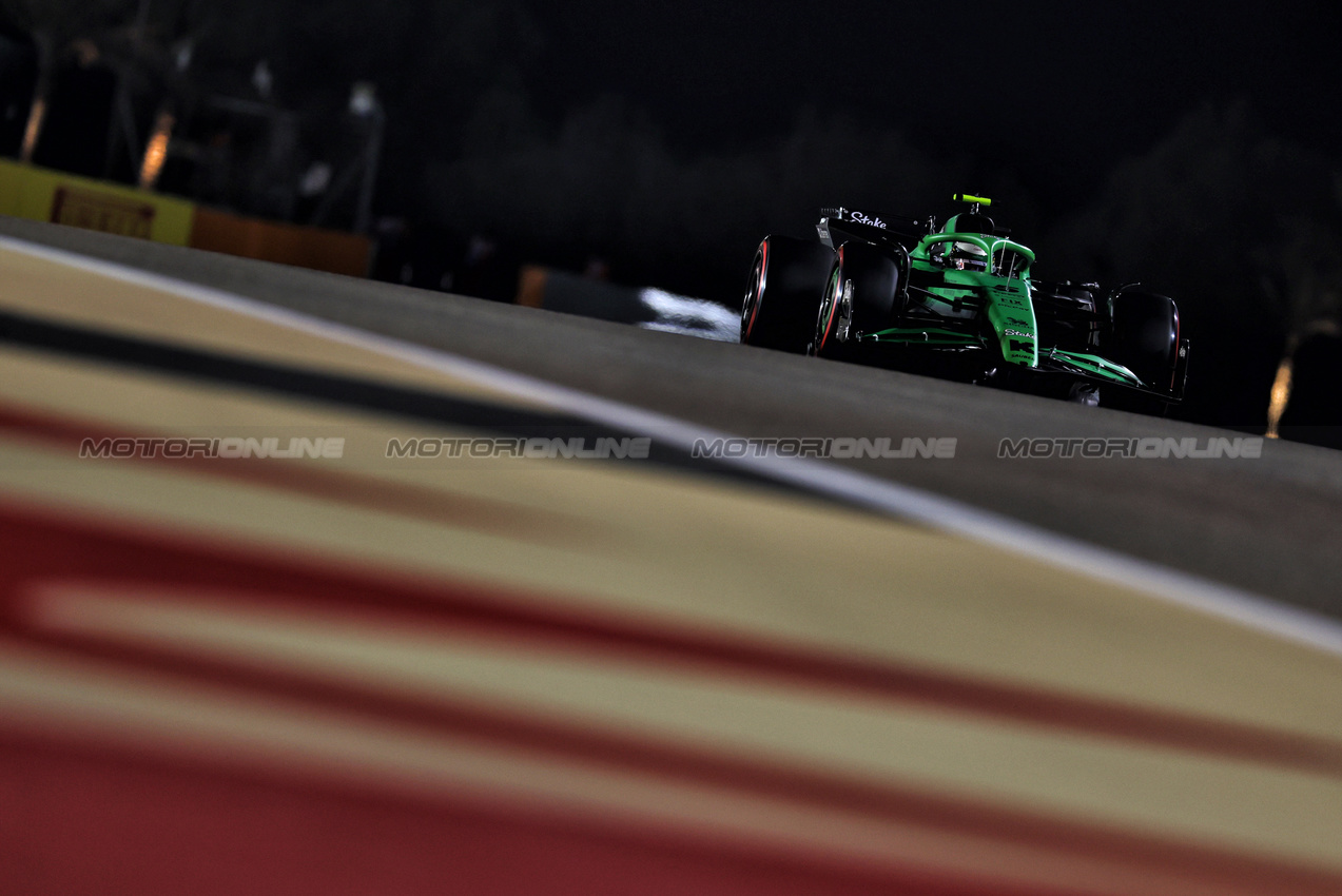 GP BAHRAIN, Gabriel Bortoleto (BRA) Sauber C45.

12.04.2025. Formula 1 World Championship, Rd 4, Bahrain Grand Prix, Sakhir, Bahrain, Qualifiche Day.

- www.xpbimages.com, EMail: requests@xpbimages.com © Copyright: Charniaux / XPB Images