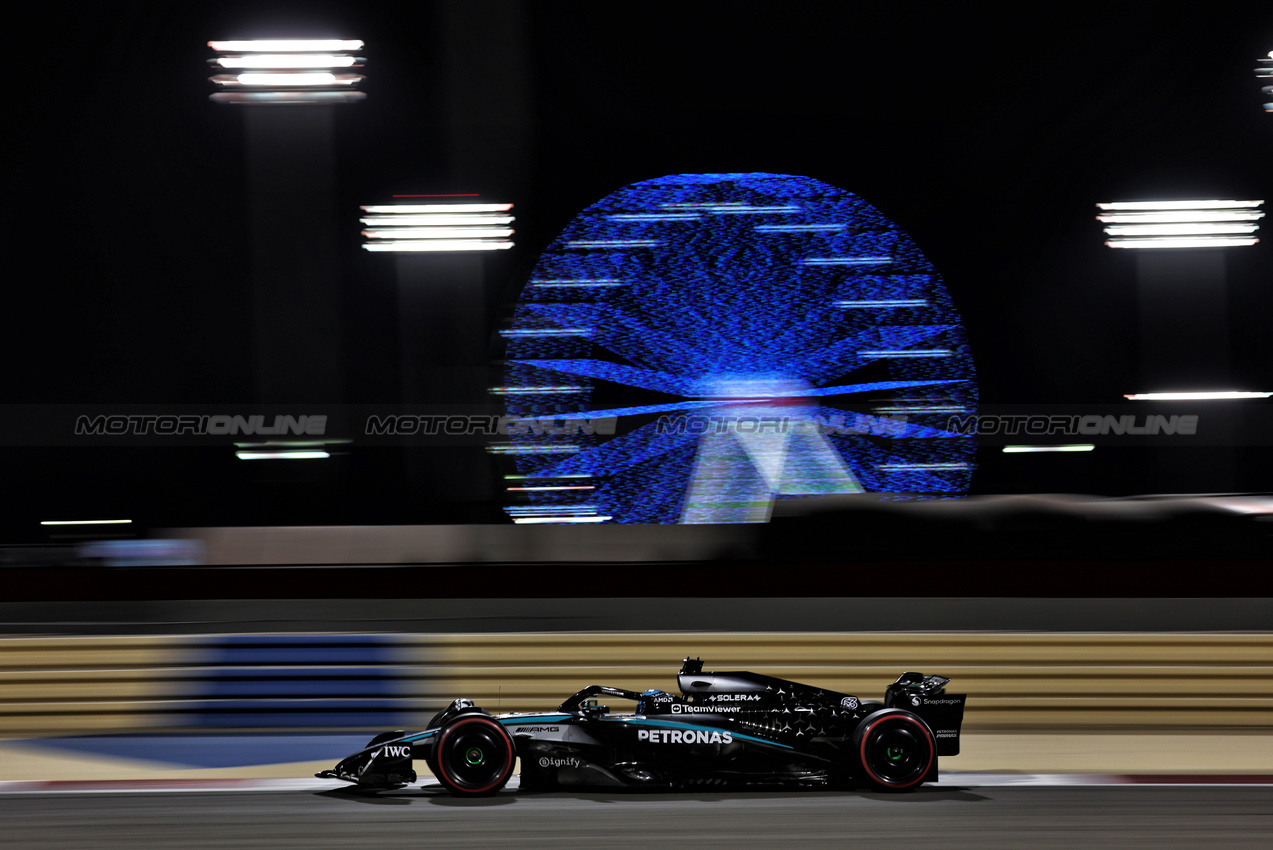 GP BAHRAIN, George Russell (GBR) Mercedes AMG F1 W16.

12.04.2025. Formula 1 World Championship, Rd 4, Bahrain Grand Prix, Sakhir, Bahrain, Qualifiche Day.

- www.xpbimages.com, EMail: requests@xpbimages.com © Copyright: Moy / XPB Images