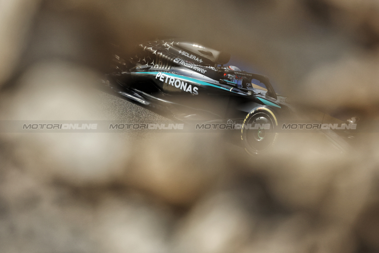 GP BAHRAIN, Andrea Kimi Antonelli (ITA) Mercedes AMG F1 W16.

12.04.2025. Formula 1 World Championship, Rd 4, Bahrain Grand Prix, Sakhir, Bahrain, Qualifiche Day.

- www.xpbimages.com, EMail: requests@xpbimages.com © Copyright: Bearne / XPB Images