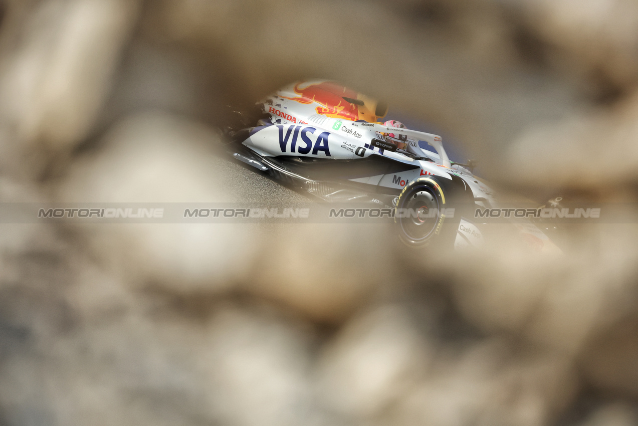 GP BAHRAIN, Liam Lawson (NZL) Racing Bulls VCARB 02.

12.04.2025. Formula 1 World Championship, Rd 4, Bahrain Grand Prix, Sakhir, Bahrain, Qualifiche Day.

- www.xpbimages.com, EMail: requests@xpbimages.com © Copyright: Bearne / XPB Images