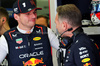 GP BAHRAIN, (L to R): Max Verstappen (NLD) Red Bull Racing with Christian Horner (GBR) Red Bull Racing Team Principal.

12.04.2025. Formula 1 World Championship, Rd 4, Bahrain Grand Prix, Sakhir, Bahrain, Qualifiche Day.

- www.xpbimages.com, EMail: requests@xpbimages.com © Copyright: Batchelor / XPB Images