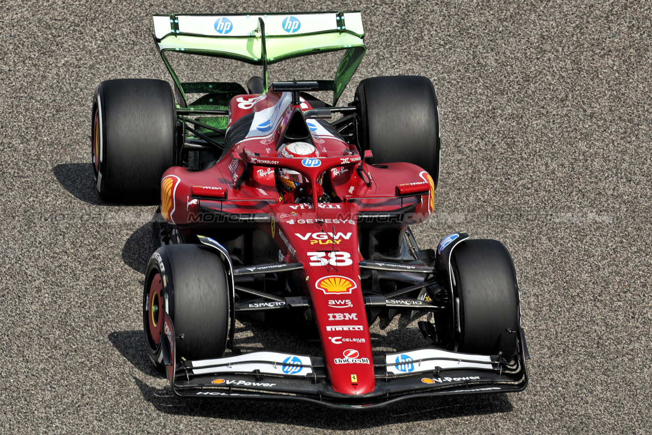 GP BAHRAIN, Dino Beganovic (SWE) Ferrari SF-25 Academy Driver.

11.04.2025. Formula 1 World Championship, Rd 4, Bahrain Grand Prix, Sakhir, Bahrain, Practice Day

- www.xpbimages.com, EMail: requests@xpbimages.com © Copyright: Bearne / XPB Images