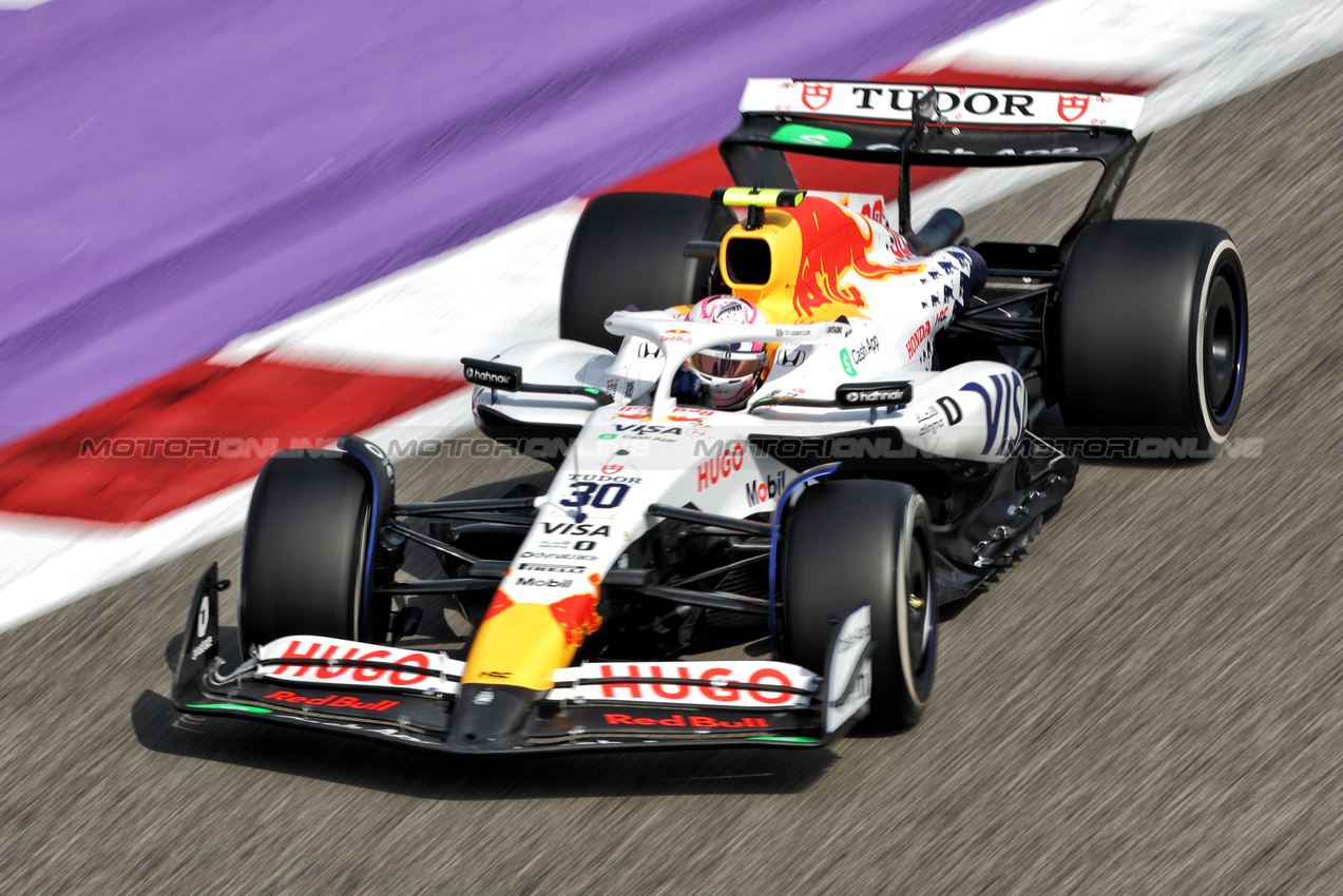 GP BAHRAIN, Liam Lawson (NZL) Racing Bulls VCARB 02.

11.04.2025. Formula 1 World Championship, Rd 4, Bahrain Grand Prix, Sakhir, Bahrain, Practice Day

- www.xpbimages.com, EMail: requests@xpbimages.com © Copyright: Bearne / XPB Images