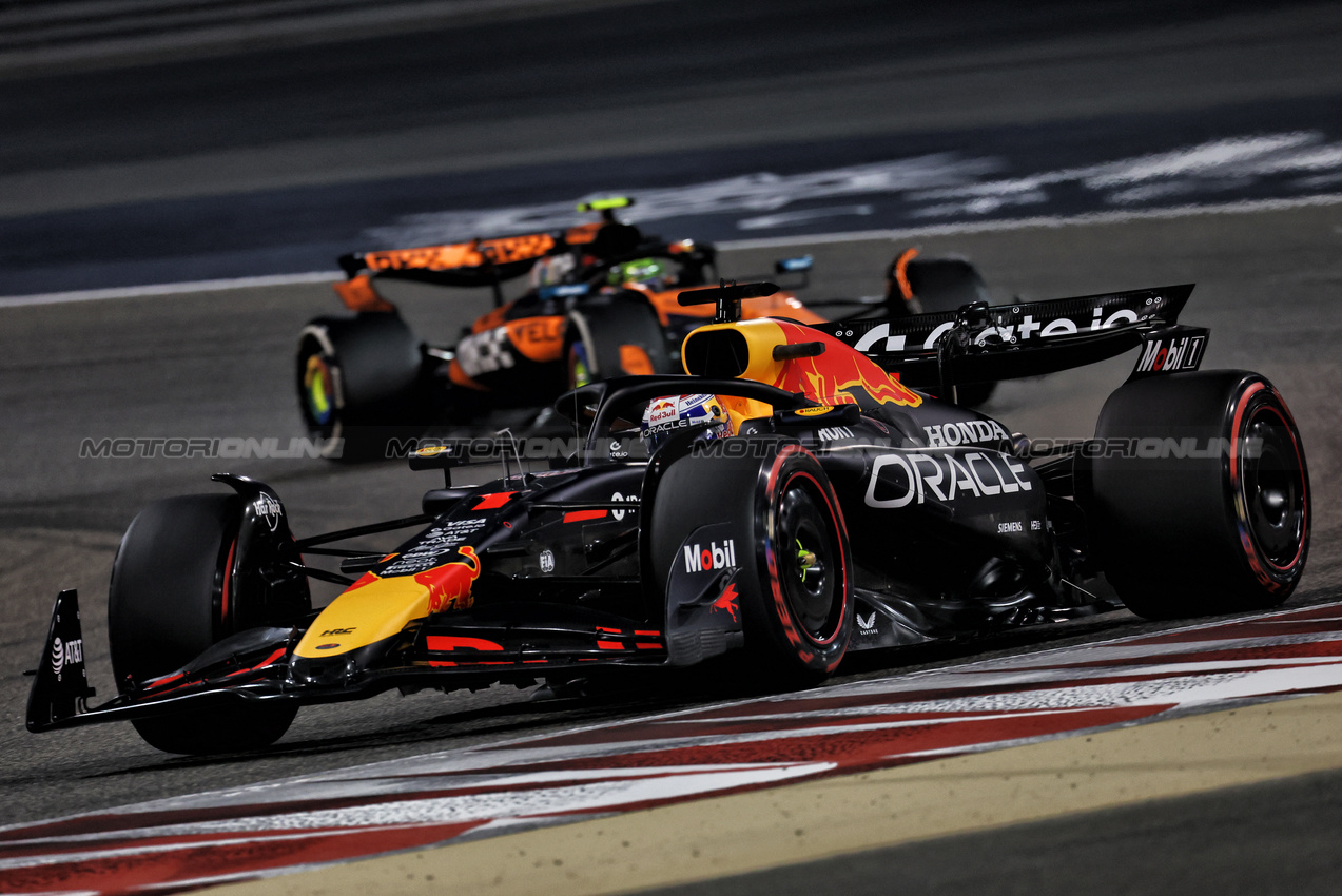 GP BAHRAIN, Max Verstappen (NLD) Red Bull Racing RB21.

11.04.2025. Formula 1 World Championship, Rd 4, Bahrain Grand Prix, Sakhir, Bahrain, Practice Day

- www.xpbimages.com, EMail: requests@xpbimages.com © Copyright: Moy / XPB Images
