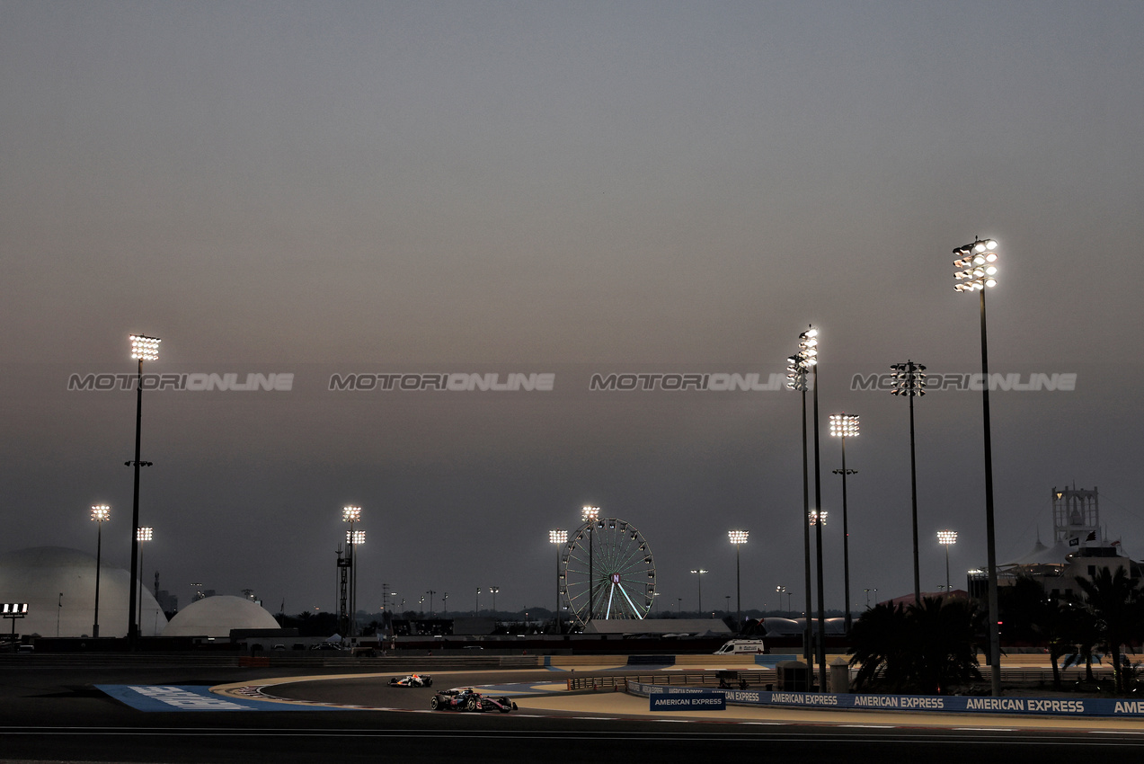 GP BAHRAIN, Pierre Gasly (FRA) Alpine F1 Team A525.

11.04.2025. Formula 1 World Championship, Rd 4, Bahrain Grand Prix, Sakhir, Bahrain, Practice Day

- www.xpbimages.com, EMail: requests@xpbimages.com © Copyright: Bearne / XPB Images
