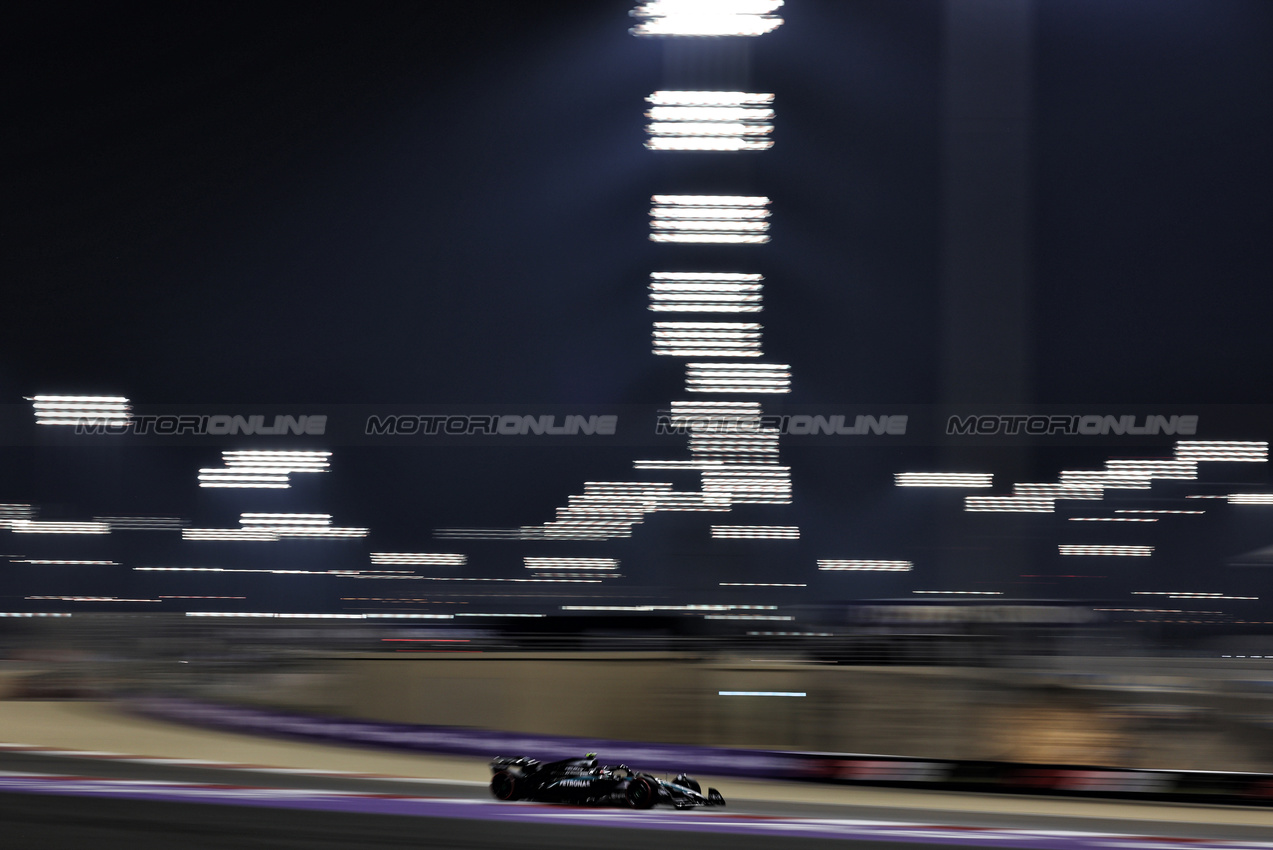 GP BAHRAIN, Andrea Kimi Antonelli (ITA) Mercedes AMG F1 W16.

11.04.2025. Formula 1 World Championship, Rd 4, Bahrain Grand Prix, Sakhir, Bahrain, Practice Day

- www.xpbimages.com, EMail: requests@xpbimages.com © Copyright: Moy / XPB Images