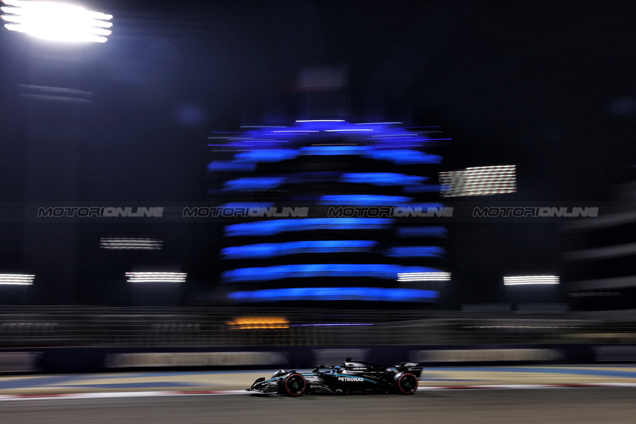 GP BAHRAIN, George Russell (GBR) Mercedes AMG F1 W16.

11.04.2025. Formula 1 World Championship, Rd 4, Bahrain Grand Prix, Sakhir, Bahrain, Practice Day

- www.xpbimages.com, EMail: requests@xpbimages.com © Copyright: Moy / XPB Images