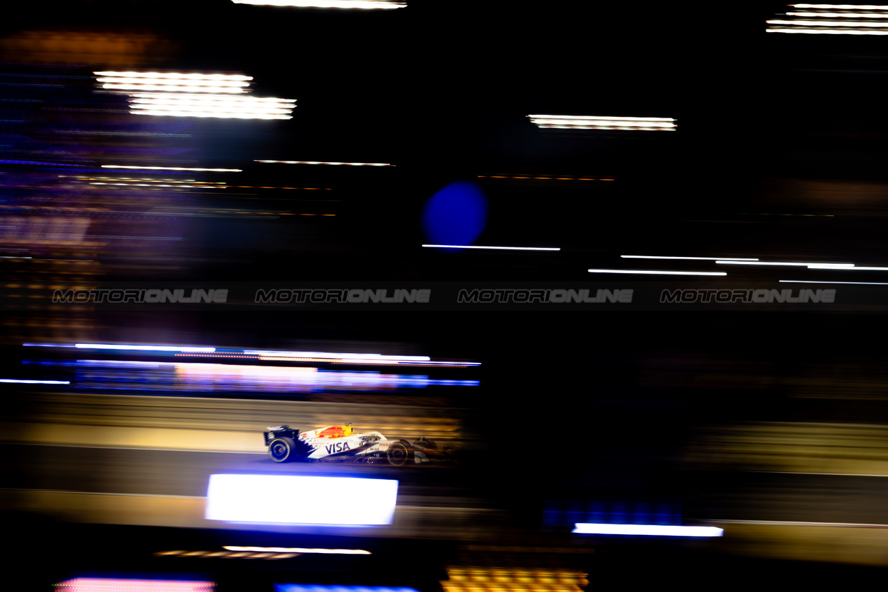 GP BAHRAIN, Isack Hadjar (FRA) Racing Bulls VCARB 02.

11.04.2025. Formula 1 World Championship, Rd 4, Bahrain Grand Prix, Sakhir, Bahrain, Practice Day

- www.xpbimages.com, EMail: requests@xpbimages.com © Copyright: Bearne / XPB Images