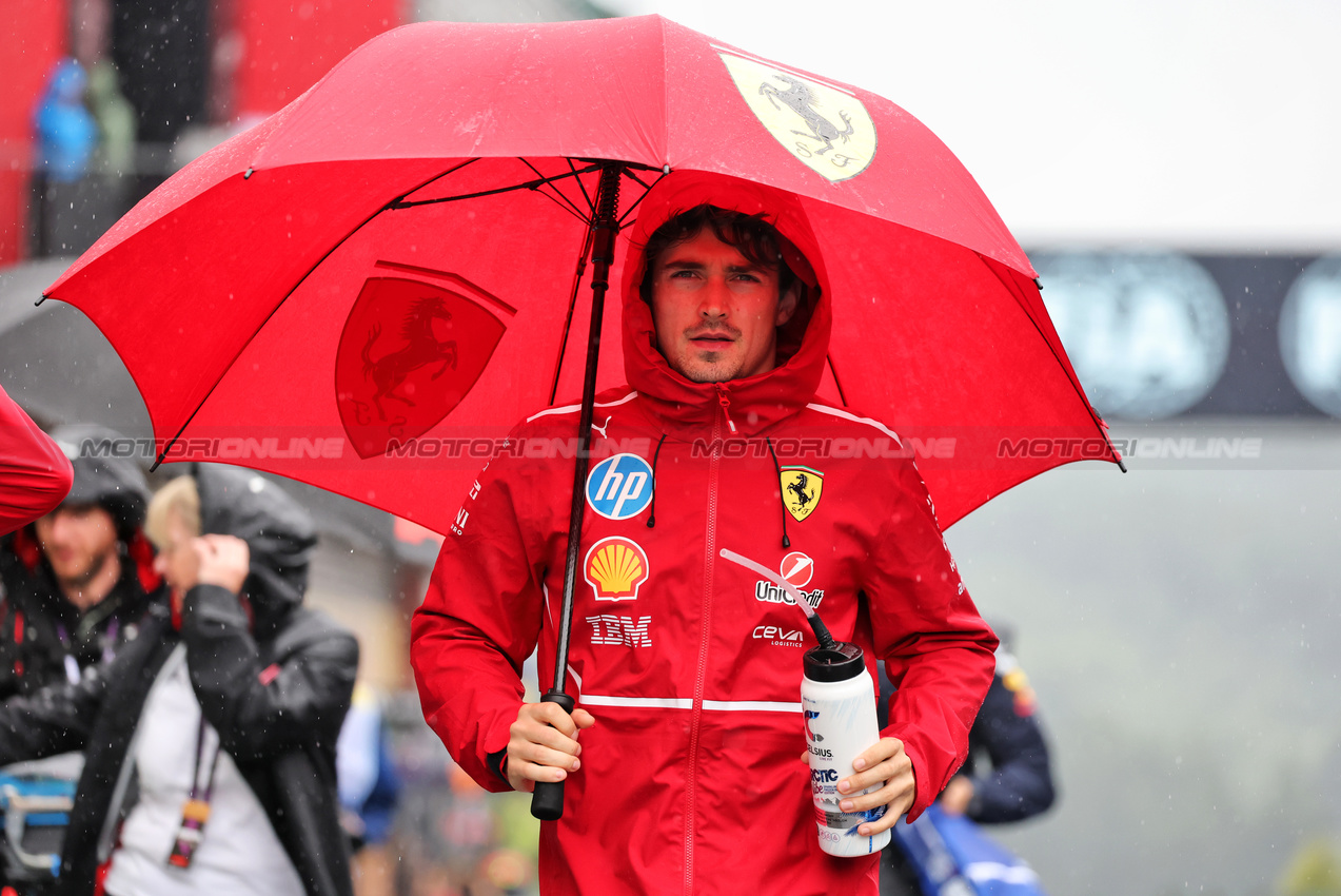 GP BELGIO, Charles Leclerc (MON) Ferrari on the grid.

27.07.2025. Formula 1 World Championship, Rd 13, Belgian Grand Prix, Spa Francorchamps, Belgium, Gara Day.

- www.xpbimages.com, EMail: requests@xpbimages.com © Copyright: Moy / XPB Images
