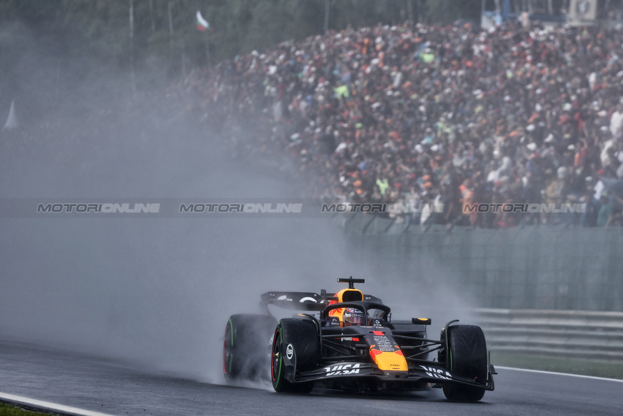 GP BELGIO, Max Verstappen (NLD) Red Bull Racing RB21.

27.07.2025. Formula 1 World Championship, Rd 13, Belgian Grand Prix, Spa Francorchamps, Belgium, Gara Day.

- www.xpbimages.com, EMail: requests@xpbimages.com © Copyright: Bearne / XPB Images