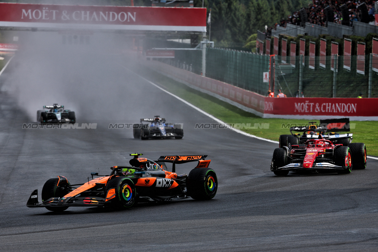 GP BELGIO, Lando Norris (GBR) McLaren MCL39.

27.07.2025. Formula 1 World Championship, Rd 13, Belgian Grand Prix, Spa Francorchamps, Belgium, Gara Day.

- www.xpbimages.com, EMail: requests@xpbimages.com © Copyright: Batchelor / XPB Images