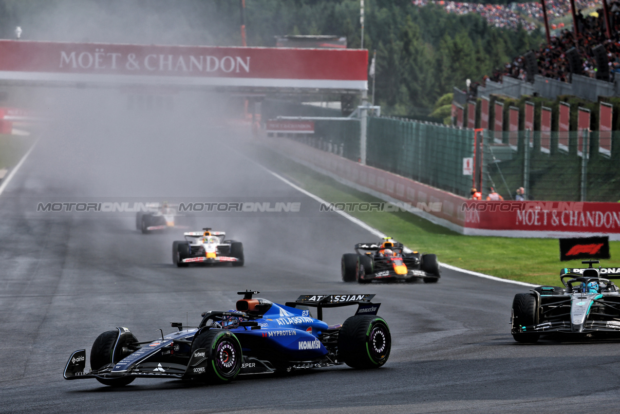 GP BELGIO, Alexander Albon (THA) Atlassian Williams Racing FW47.

27.07.2025. Formula 1 World Championship, Rd 13, Belgian Grand Prix, Spa Francorchamps, Belgium, Gara Day.

- www.xpbimages.com, EMail: requests@xpbimages.com © Copyright: Batchelor / XPB Images
