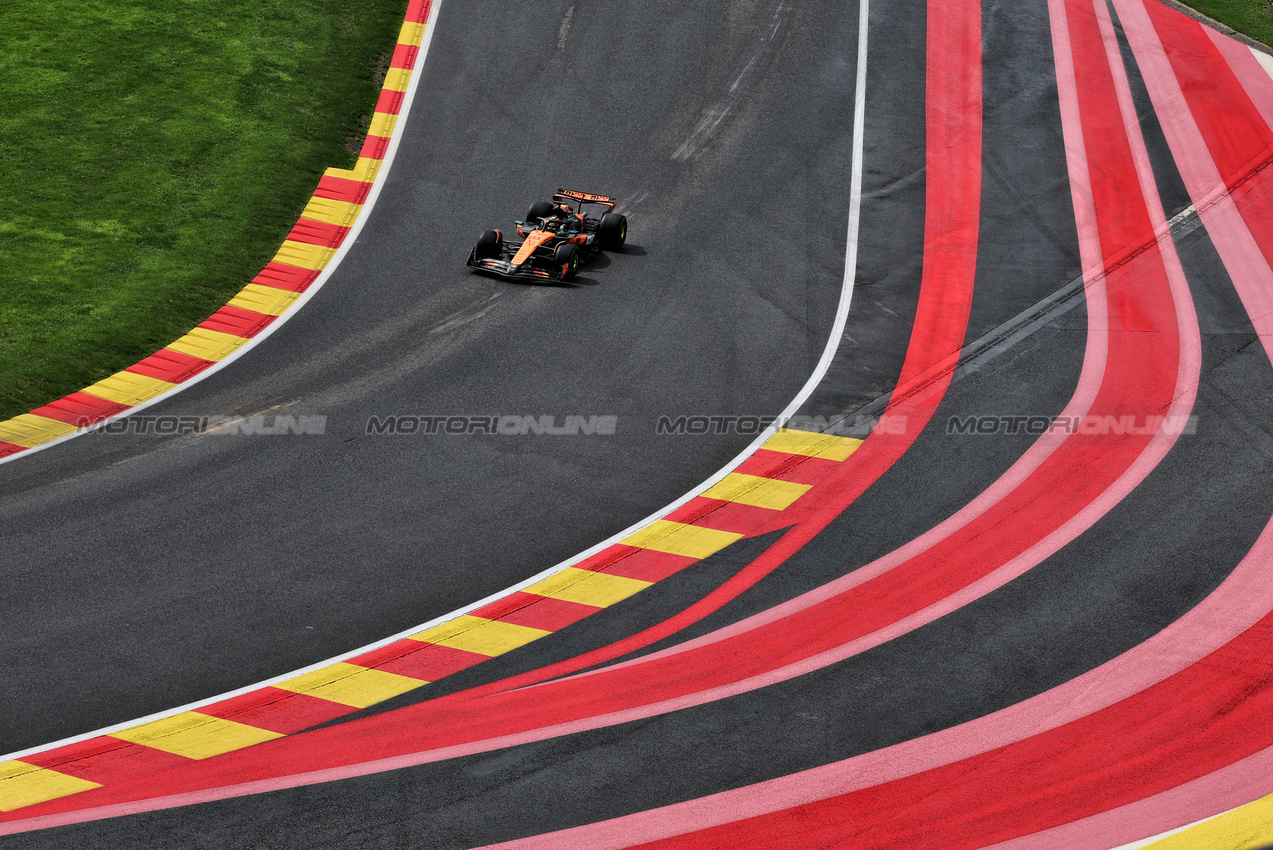 GP BELGIO, Oscar Piastri (AUS) McLaren MCL39.

27.07.2025. Formula 1 World Championship, Rd 13, Belgian Grand Prix, Spa Francorchamps, Belgium, Gara Day.

- www.xpbimages.com, EMail: requests@xpbimages.com © Copyright: Moy / XPB Images