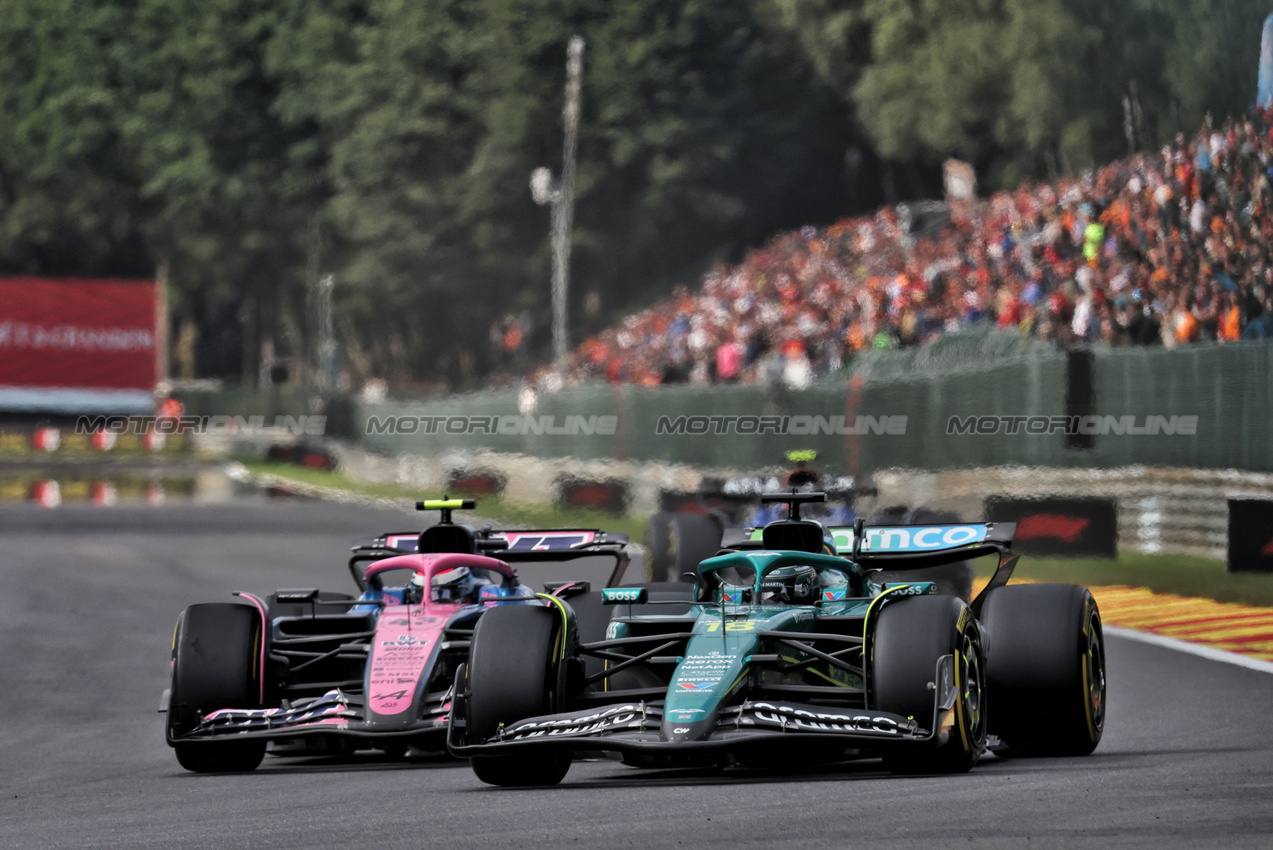 GP BELGIO, Franco Colapinto (ARG) Alpine F1 Team A525 e Lance Stroll (CDN) Aston Martin F1 Team AMR25 battle for position.

27.07.2025. Formula 1 World Championship, Rd 13, Belgian Grand Prix, Spa Francorchamps, Belgium, Gara Day.

- www.xpbimages.com, EMail: requests@xpbimages.com © Copyright: Bearne / XPB Images