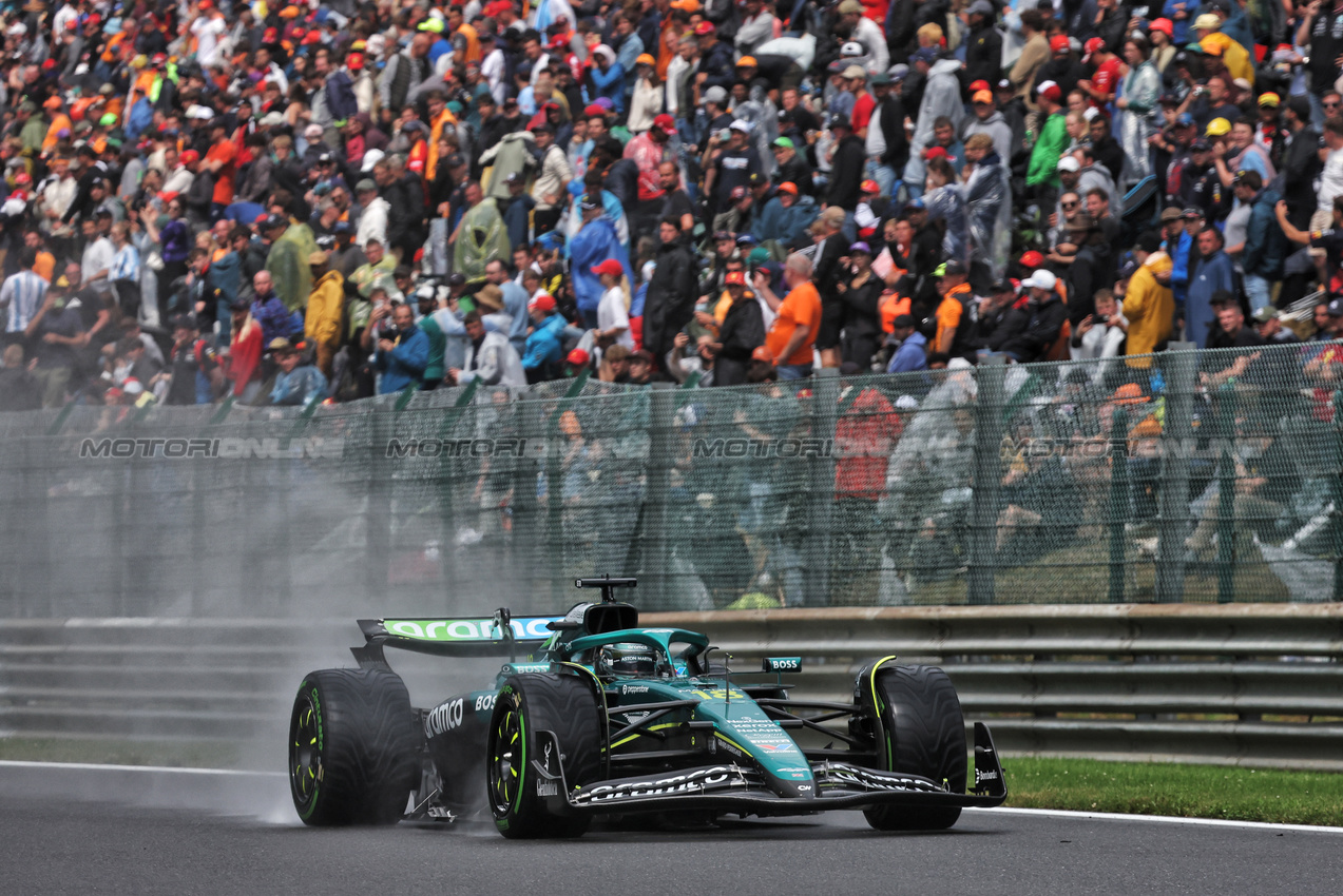 GP BELGIO, Lance Stroll (CDN) Aston Martin F1 Team AMR25.

27.07.2025. Formula 1 World Championship, Rd 13, Belgian Grand Prix, Spa Francorchamps, Belgium, Gara Day.

- www.xpbimages.com, EMail: requests@xpbimages.com © Copyright: Bearne / XPB Images