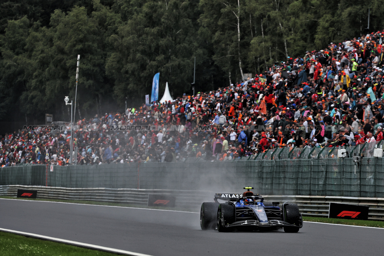 GP BELGIO, Carlos Sainz (ESP) Atlassian Williams Racing FW47.

27.07.2025. Formula 1 World Championship, Rd 13, Belgian Grand Prix, Spa Francorchamps, Belgium, Gara Day.

- www.xpbimages.com, EMail: requests@xpbimages.com © Copyright: Bearne / XPB Images