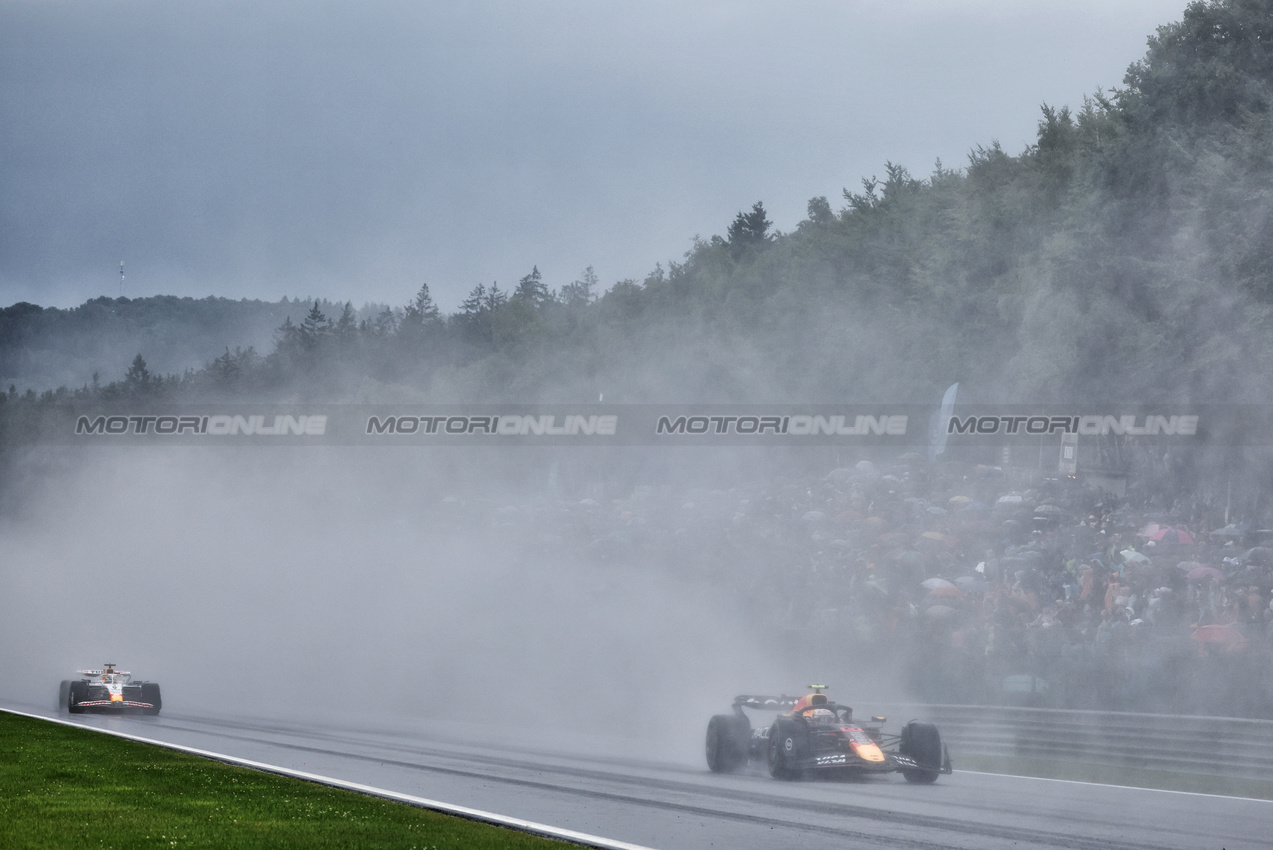 GP BELGIO, Yuki Tsunoda (JPN) Red Bull Racing RB21.

27.07.2025. Formula 1 World Championship, Rd 13, Belgian Grand Prix, Spa Francorchamps, Belgium, Gara Day.

- www.xpbimages.com, EMail: requests@xpbimages.com © Copyright: Bearne / XPB Images