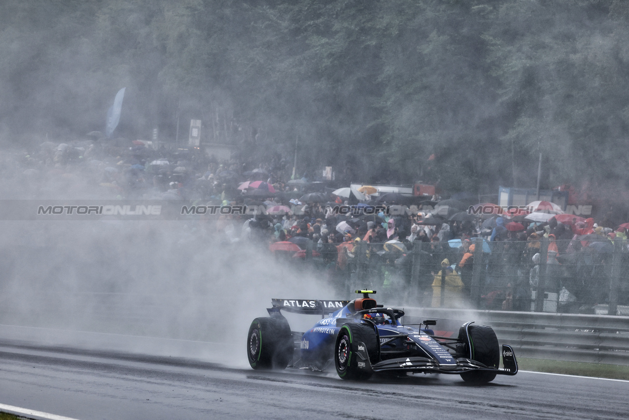 GP BELGIO, Carlos Sainz (ESP) Atlassian Williams Racing FW47.

27.07.2025. Formula 1 World Championship, Rd 13, Belgian Grand Prix, Spa Francorchamps, Belgium, Gara Day.

- www.xpbimages.com, EMail: requests@xpbimages.com © Copyright: Bearne / XPB Images