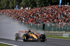 GP BELGIO, Oscar Piastri (AUS) McLaren MCL39 passes team mate Lando Norris (GBR) McLaren MCL39 at the partenza of the race.

27.07.2025. Formula 1 World Championship, Rd 13, Belgian Grand Prix, Spa Francorchamps, Belgium, Gara Day.

- www.xpbimages.com, EMail: requests@xpbimages.com © Copyright: Bearne / XPB Images