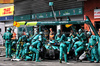GP BELGIO, Fernando Alonso (ESP) Aston Martin F1 Team AMR25 makes a pit stop.

27.07.2025. Formula 1 World Championship, Rd 13, Belgian Grand Prix, Spa Francorchamps, Belgium, Gara Day.

- www.xpbimages.com, EMail: requests@xpbimages.com © Copyright: Batchelor / XPB Images
