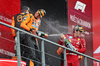 GP BELGIO, (L to R): Lando Norris (GBR) McLaren celebrates his second position on the podium with third placed Charles Leclerc (MON) Ferrari.

27.07.2025. Formula 1 World Championship, Rd 13, Belgian Grand Prix, Spa Francorchamps, Belgium, Gara Day.

- www.xpbimages.com, EMail: requests@xpbimages.com © Copyright: Charniaux / XPB Images