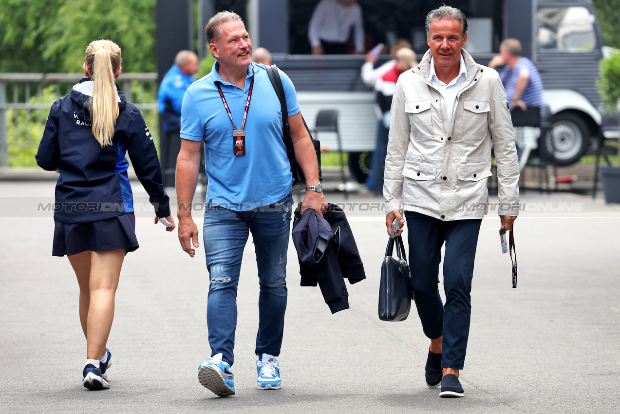 GP BELGIO, (L to R):  Jos Verstappen (NLD) with Raymond Vermeulen (NLD) Driver Manager.

24.07.2025. Formula 1 World Championship, Rd 13, Belgian Grand Prix, Spa Francorchamps, Belgium, Preparation Day.

- www.xpbimages.com, EMail: requests@xpbimages.com © Copyright: Bearne / XPB Images
