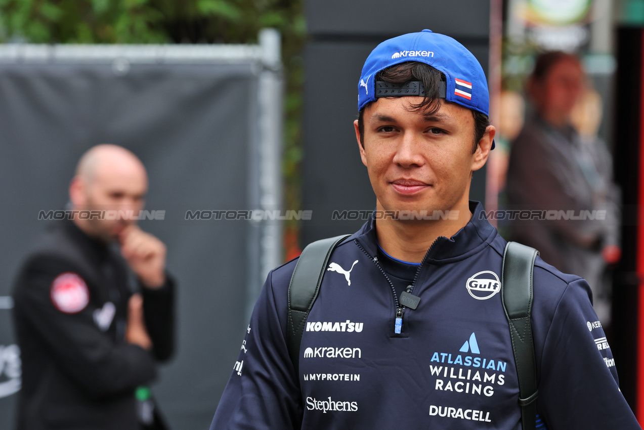 GP BELGIO, Alexander Albon (THA) Atlassian Williams Racing.

24.07.2025. Formula 1 World Championship, Rd 13, Belgian Grand Prix, Spa Francorchamps, Belgium, Preparation Day.

- www.xpbimages.com, EMail: requests@xpbimages.com © Copyright: Moy / XPB Images