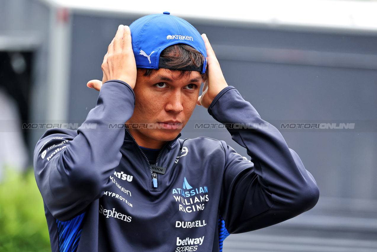 GP BELGIO, Alexander Albon (THA) Atlassian Williams Racing.

24.07.2025. Formula 1 World Championship, Rd 13, Belgian Grand Prix, Spa Francorchamps, Belgium, Preparation Day.

- www.xpbimages.com, EMail: requests@xpbimages.com © Copyright: Moy / XPB Images
