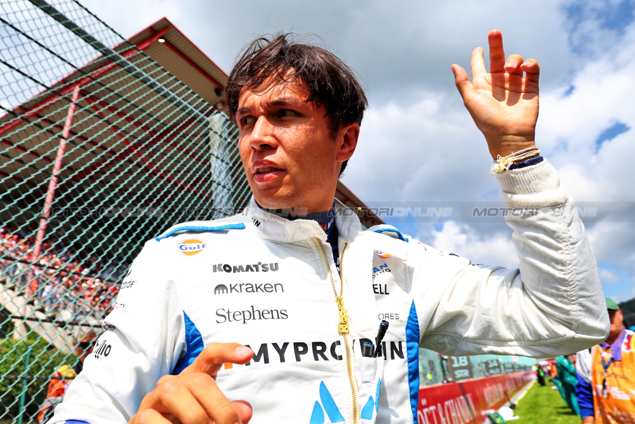GP BELGIO, Alexander Albon (THA) Atlassian Williams Racing on the grid.

26.07.2025. Formula 1 World Championship, Rd 13, Belgian Grand Prix, Spa Francorchamps, Belgium, Sprint e Qualifiche Day.

- www.xpbimages.com, EMail: requests@xpbimages.com © Copyright: Batchelor / XPB Images