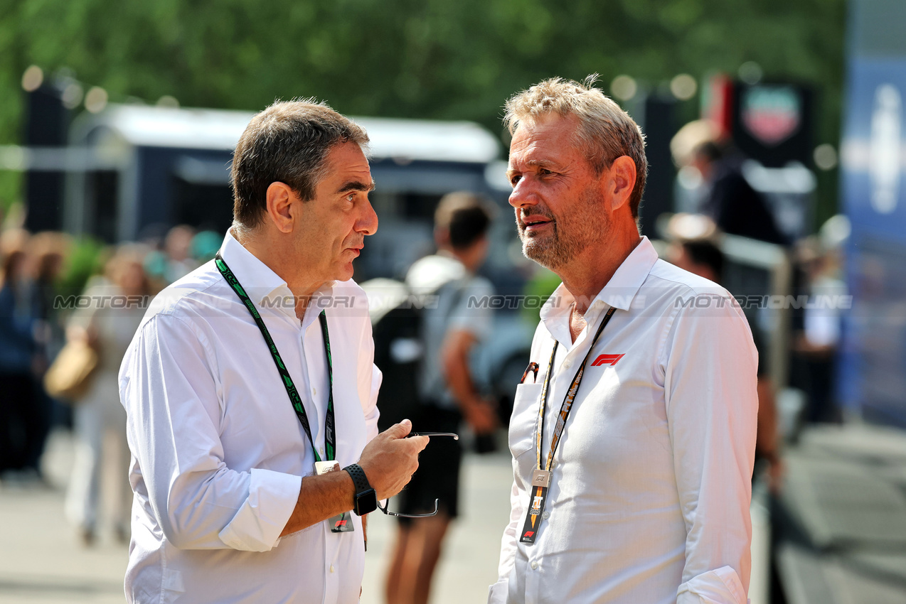 GP BELGIO, Steve Nielsen (GBR) F1 Consultant (Right).

26.07.2025. Formula 1 World Championship, Rd 13, Belgian Grand Prix, Spa Francorchamps, Belgium, Sprint e Qualifiche Day.

- www.xpbimages.com, EMail: requests@xpbimages.com © Copyright: Moy / XPB Images