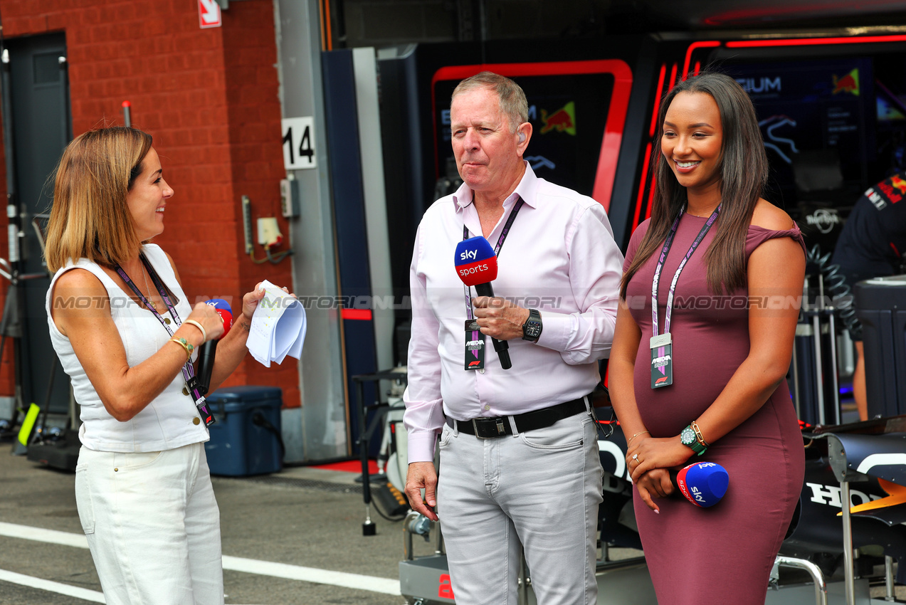 GP BELGIO, (L to R): Natalie Pinkham (GBR) Sky Sports Presenter with Martin Brundle (GBR) Sky Sports F1 Commentator e Naomi Schiff (RWA) / (BEL) Sky Sports F1 Presenter.

26.07.2025. Formula 1 World Championship, Rd 13, Belgian Grand Prix, Spa Francorchamps, Belgium, Sprint e Qualifiche Day.

- www.xpbimages.com, EMail: requests@xpbimages.com © Copyright: Batchelor / XPB Images