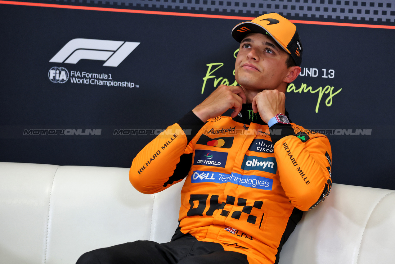 GP BELGIO, Lando Norris (GBR) McLaren in the post qualifying FIA Press Conference.

26.07.2025. Formula 1 World Championship, Rd 13, Belgian Grand Prix, Spa Francorchamps, Belgium, Sprint e Qualifiche Day.

- www.xpbimages.com, EMail: requests@xpbimages.com © Copyright: Moy / XPB Images