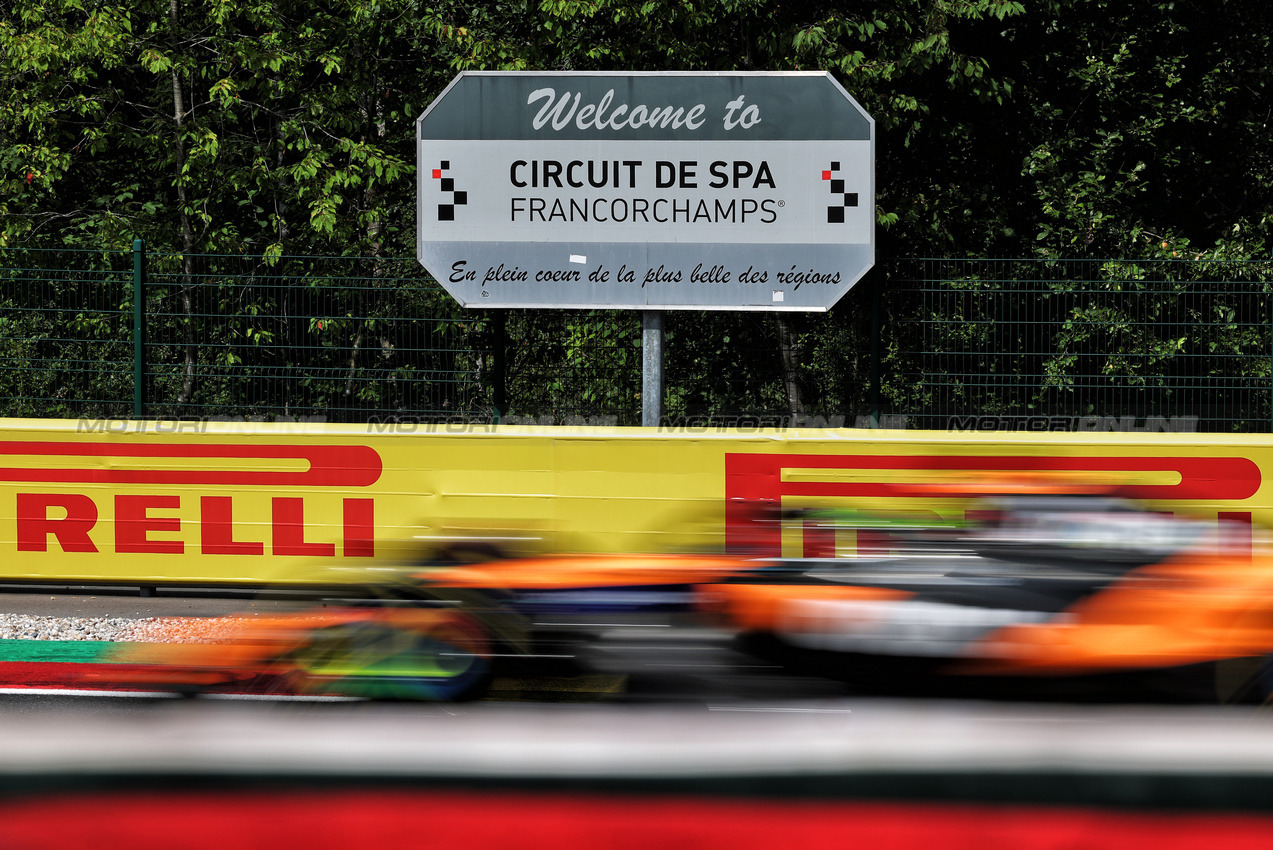GP BELGIO, Lando Norris (GBR) McLaren MCL39.

26.07.2025. Formula 1 World Championship, Rd 13, Belgian Grand Prix, Spa Francorchamps, Belgium, Sprint e Qualifiche Day.

- www.xpbimages.com, EMail: requests@xpbimages.com © Copyright: Bearne / XPB Images